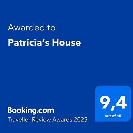 Patricia'S House Villa Striano ภายนอก รูปภาพ